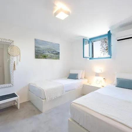 Aithoni Agioi Anargyroi בית נופש *