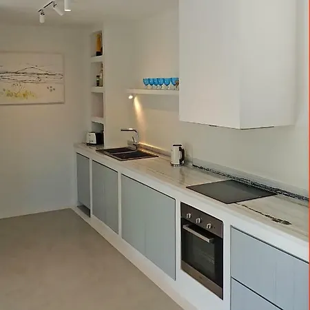 בית נופש Aithoni Agioi Anargyroi *