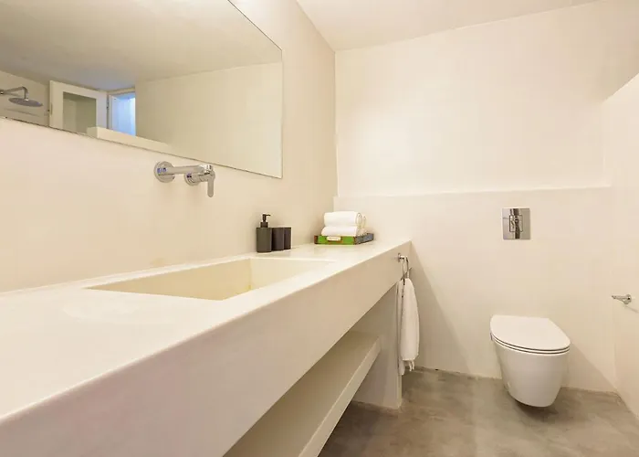 Aithoni Agioi Anargyroi * Naousa (Paros)