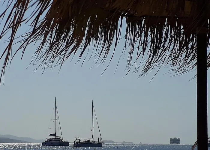 Holiday home Aithoni Agioi Anargyroi *