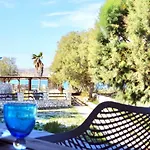 Aithoni Agioi Anargyroi Holiday home *