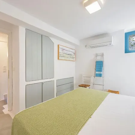 بيت للعطل Aithoni Agioi Anargyroi ناوسا