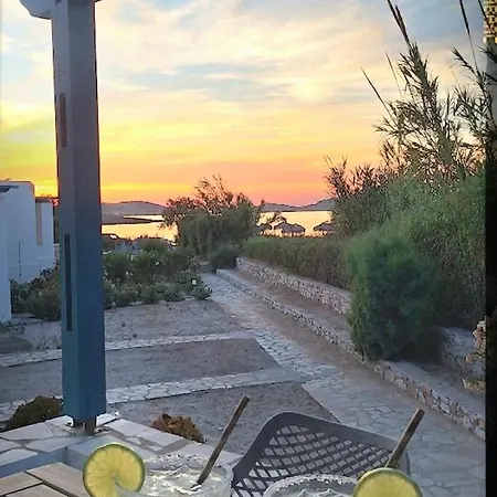 Aithoni Agioi Anargyroi * Naousa (Paros)