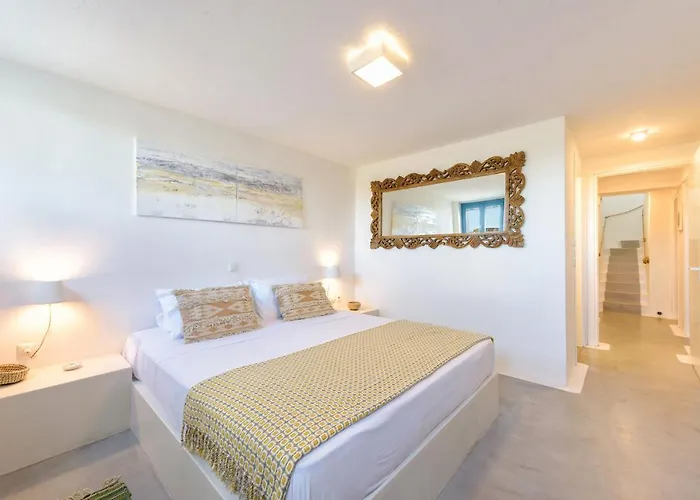 Aithoni Agioi Anargyroi Tatil Evi