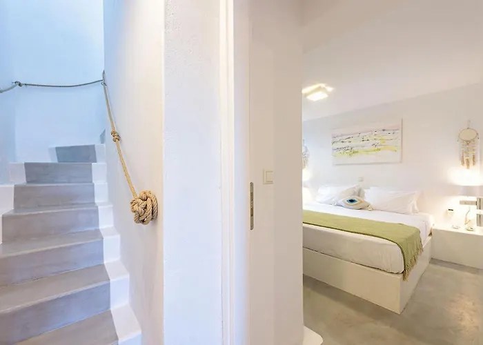 Aithoni Agioi Anargyroi *